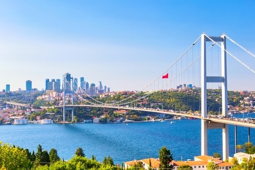 حجز طيران من Toronto إلى Istanbul